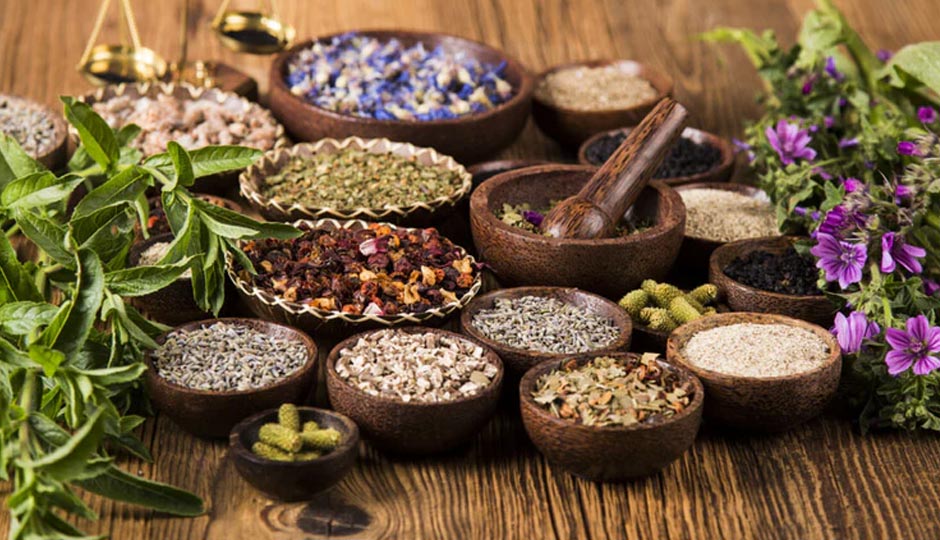4 Herbs That Help To Burn Belly Fat