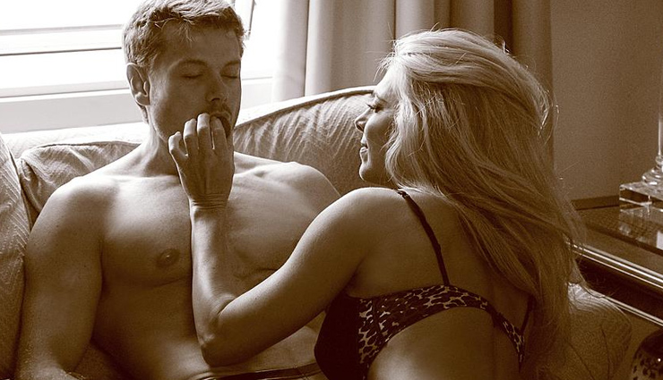 5 Herbs That Help You Improve Your Intimacy Life