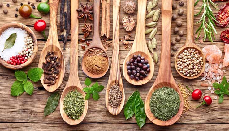 15 Herbs and Their Health Benefits