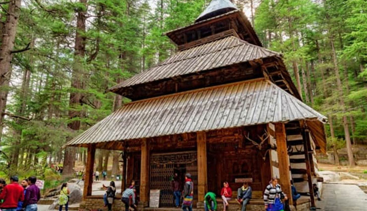 देवी हिडिम्बा का मंदिर देता हैं अद्भुद दृश्य का नजारा