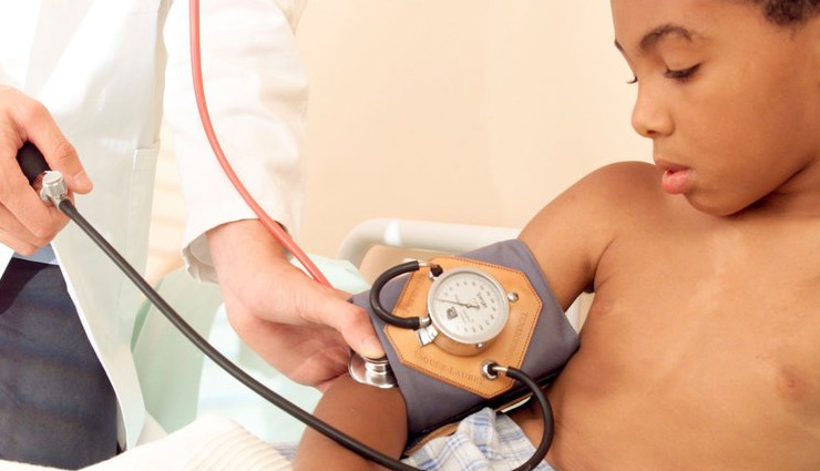 अगर आपको भी है हाई ब्लड प्रेशर कि समस्या तो इन घरेलू उपायों से मिलेगा फ़ायदा ways to control high bp,blood pressure,hypertension,health tips.,healthy living