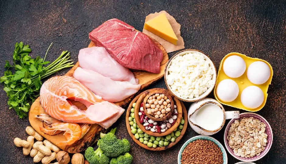 क्या हाई-प्रोटीन डाइट वाकई है फायदेमंद या सिर्फ ओवरहाइप्ड ट्रेंड? जानिए सच