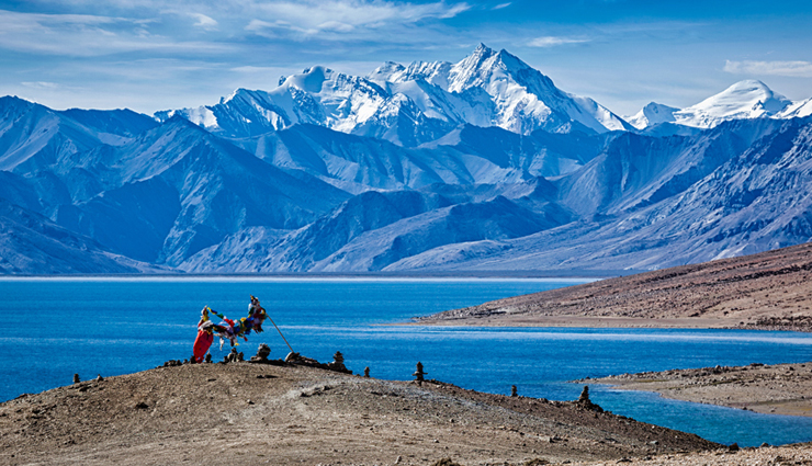 highest lakes in india,gurudongmar lake,tso lhamo,suraj tal,roopkund lake,tso moriri,chandra tal,indian lakes,high-altitude lakes,himalayan lakes,adventure travel in india,trekking destinations in india,scenic beauty of indian lakes,remote lakes in india,natural wonders of india,pristine lakes in the himalayas,offbeat travel experiences in india,indias natural heritage,outdoor adventures in india,explore indian himalayas