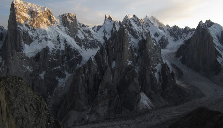 highest mountain peaks,highest mountain peaks in india,india,kanchenjunga,mt nanda devi,mt kamet,saltoro kangri i,saser kangri i,mamostong kangri