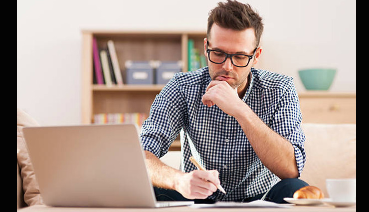 illegals jobs in the world,highest paid illegal jobs in the world,jobs in the world,assassins job,con artists,prostitution,the smugglers