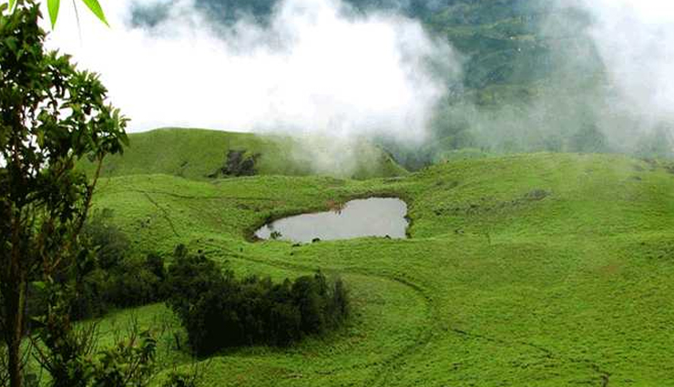 places for hikers,hikers destination in india,india,hiking places,adventurous places in india,avahalli forest loop,chembra peak,kerala,sunset point narhe loop,deoria tal and chandrashila trek,uttarakhand,goecha la trek,sikkim