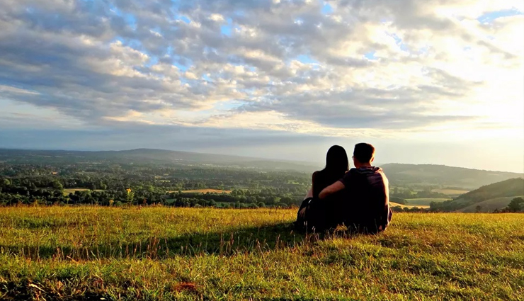 5 Romantic Hill Stations Perfect for Honeymoon in India