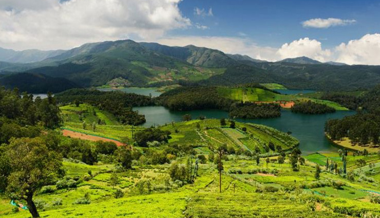 breathtaking hill stations,hill stations in south india,monsoon destination in south india,araku valley,andhra pradesh,horsley hills,ananthagiri,telangana,ooty,tamil nadu,yercaud,kodaikanal,coonoor,kotagiri,kudremukh,karnataka,coorg