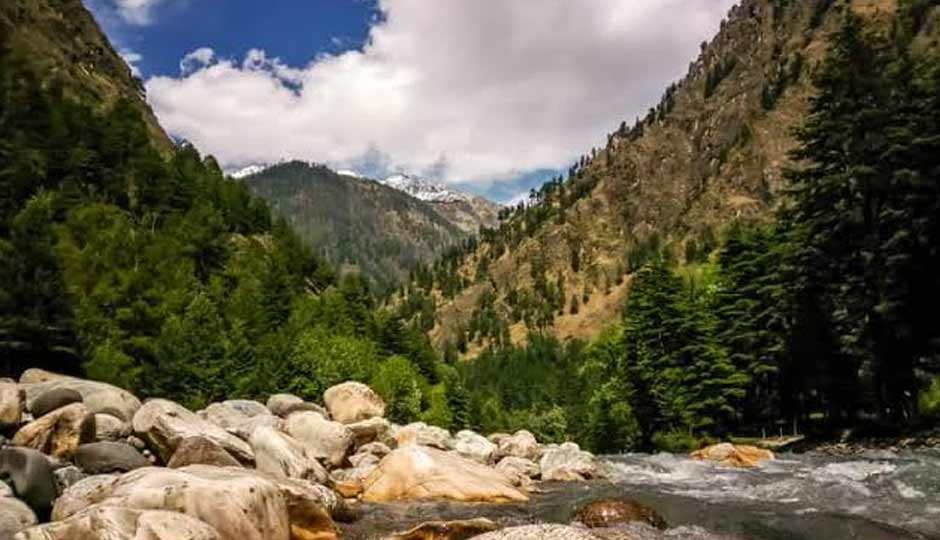 9 Beautiful Hill Stations Near Amritsar for a Refreshing Getaway