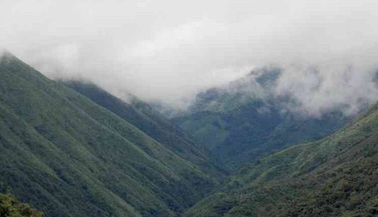 hill stations in north east india,must visit hill stations in india,places to visit in north east india,shillong,gangtok,kurseong,pelling,aizawl