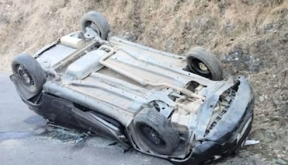 हिमाचल: बीड़-बिलिंग में सड़क हादसा, दो युवकों की मौत, दो गंभीर रूप से घायल
