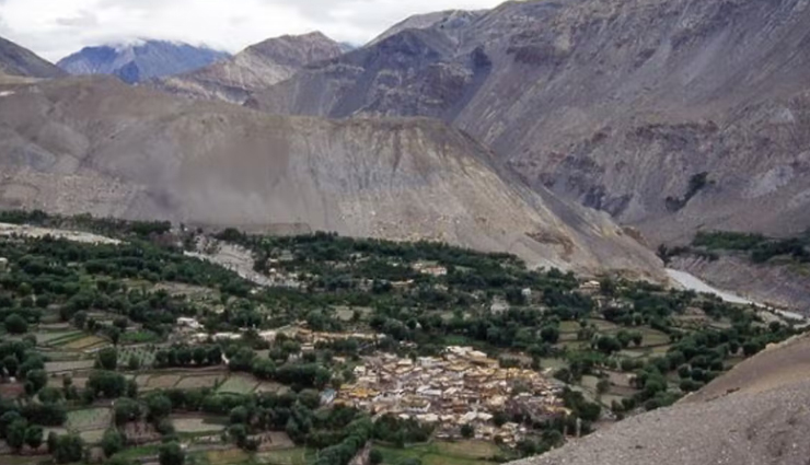 villages in himachal pradesh,not to visit villages in villages in himachal pradesh,villages to avoid in villages in himachal pradesh in monsoon,himachal pradesh,chango,shalkhar,chitkul village,komik village,malana village