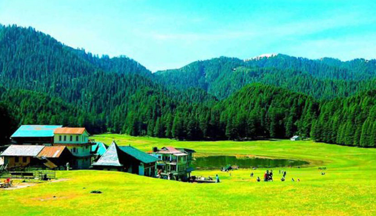 himachal pradesh,things to do in himachal pradesh,places to visit in himachal pradesh,trek to triund top,kullu dussehra,khajjiar lake,tibetan opera in dharamshala,fly high in the skies of bir billing