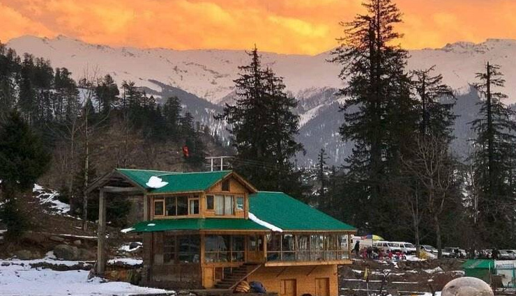 bollywood-inspired honeymoon destinations,indian honeymoon locations,jammu & kashmir honeymoon,rajasthan honeymoon spots,himachal pradesh honeymoon,leh ladakh honeymoon,kerala honeymoon destinations,romantic getaways in india,bollywood filming locations,iconic bollywood destinations,honeymoon travel in india,indian cinematic landscapes,romantic experiences in india,cultural exploration,adventure and romance,houseboat stay in kerala,backwaters of kerala,scenic beauty of kerala,winter honeymoon destinations,indian tourism attractions