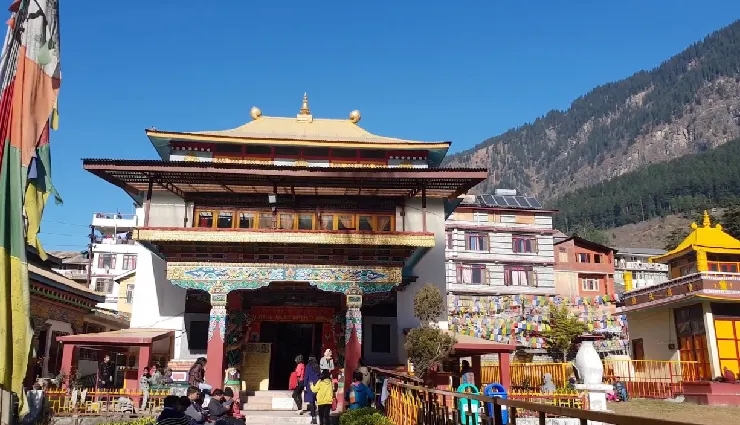 manali,himalayan gift,beas river,snow-covered mountains,rohtang pass,white-water rafting,river crossing,kullu-manali,adventure travel,nature tourism,indian travel destination,summer travel,winter wonderland,himachal pradesh,india tourism