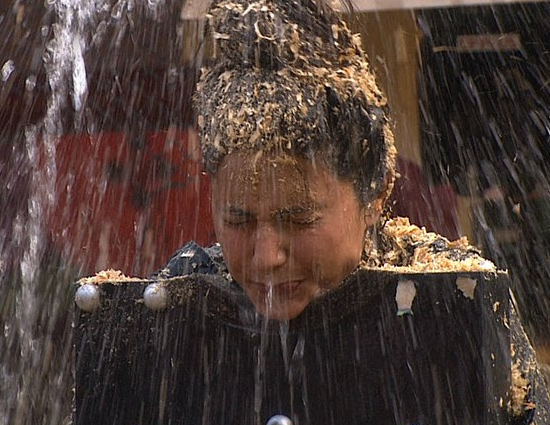 Bigg Boss 11- Hina Khan is Back to Prove Her Strength with Lag Ja Gale Song