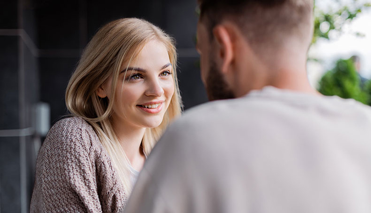 17 Ways on How To Hint To a Guy That You Like Him