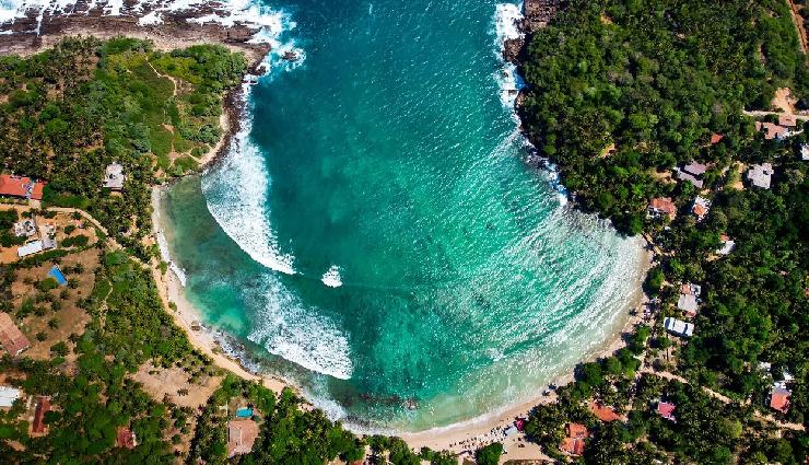 beaches in sri lanka,best beaches sri lanka,sri lanka coastal destinations,tropical beaches,sri lanka travel guide,beach vacation sri lanka,sri lanka shoreline,scenic beaches,adventure beaches sri lanka,tranquil beach spots