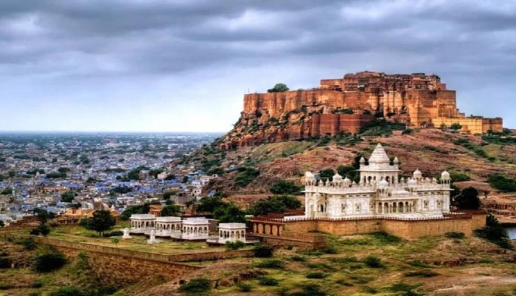 भारत के इस किले से देखा जा सकता हैं पाकिस्तान, जानें इसके रहस्य weird news,weird information,mehrangarh fort,mysterious fort,jodhpur fort
