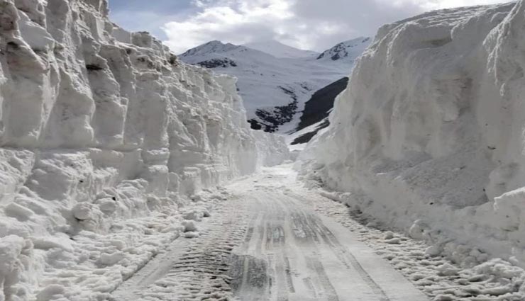 weird news,weird incident,interesting facts,interesting information,ladakh galwan valley