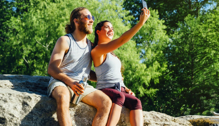 relationship hobbies,shared interests in relationships,hobbies for couples,benefits of hobbies in a relationship,how hobbies strengthen relationships,relationship bonding activities,shared activities for couples,improving relationships through hobbies,common interests in a relationship,hobbies that bring couples closer,relationship enrichment through hobbies,couple activities for strong bond,impact of shared interests on relationships,hobbies for emotional connection,importance of hobbies in a relationship