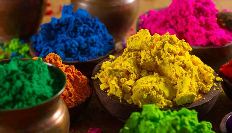 Holi Special 2019: कहीं हो तो नहीं रहा आपके साथ धोखा, होली के रंग खरीदते समय बरते ये सावधानियाँ holi special 2019,holi,happy holi,holi colors,natural holi colors,how to make natural holi colors,colors,how to buy natural colors