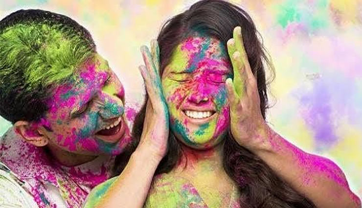  Holi 2020 : इन तरीकों से रंग छुड़ाने में होगी आसानी, जानें और आजमाए