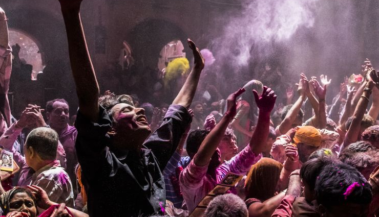 Holi 2024: 4 Must Visit Holi Destinations in Uttar Pradesh