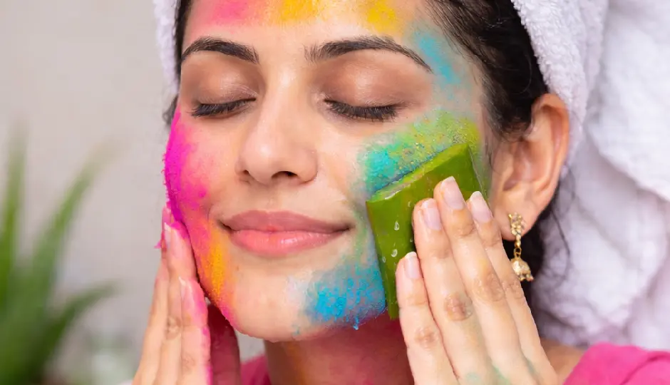 क्या एलोवेरा जेल से होली का रंग आसानी से हटाया जा सकता हैं? जानिए इस्तेमाल का सही तरीका