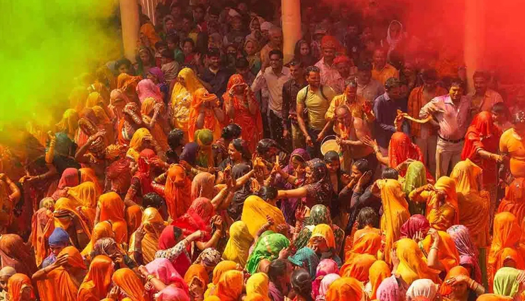 10 Most Beautiful Places To Celebrate Holi in India