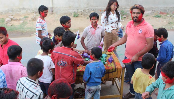 shakti film production,holi festival,orphanage,holi