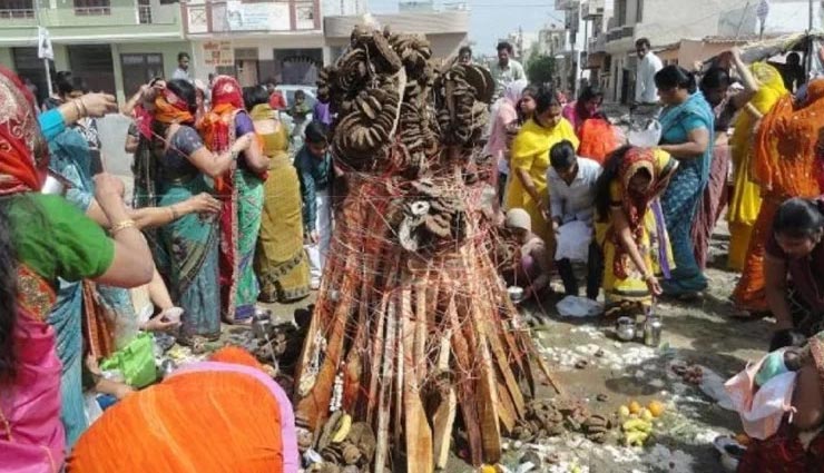 Holi Special 2019: इस तरह करें होली पूजन, मिलेगी भगवान विष्णु की असीम कृपा