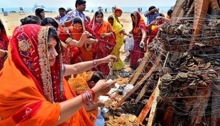 मौके के हिसाब से कुछ इस तरह करें पहनावे का चयन, जमेगा आपका इम्प्रेशन choose dresses according to location,dresses according to location,fashion tips,dress yourself according to place,fashion trends