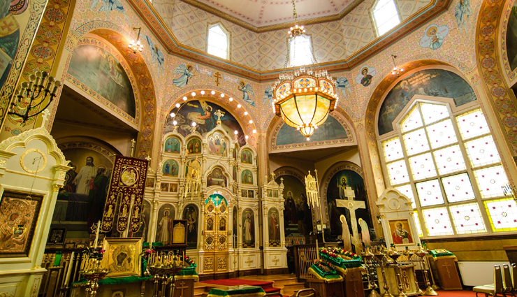 illinois christian heritage,jacques marquette and louis jolliet,st. john cantius church,chicago,ss. cyril and methodius parish,lemont,holy trinity orthodox cathedral,chicago,st. stanislaus kostka church,chicago,ascension and st. edmund parish,oak park,st. hyacinth basilica,chicago,holy name cathedral,chicago,chicago religious history,archdiocese of chicago,patrick keely architect,gothic revival style,polish-american community,christian history in illinois,basilica designation,historical and local significance,outreach and volunteer efforts,online mass streaming,visitors itinerary