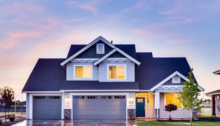 भूलकर भी इन 4 स्थानों के पास ना बनाए घर, करना पड़ता है कई परेशानियों का सामना 