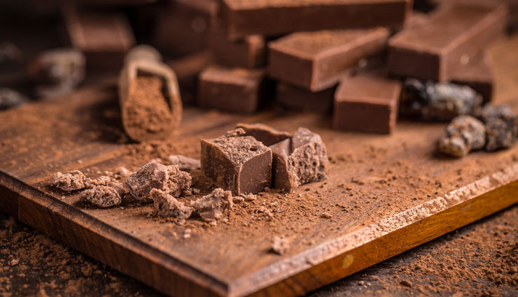 Chocolate Day 2020- Impress Your Partner With Homemade Milk Chocolate