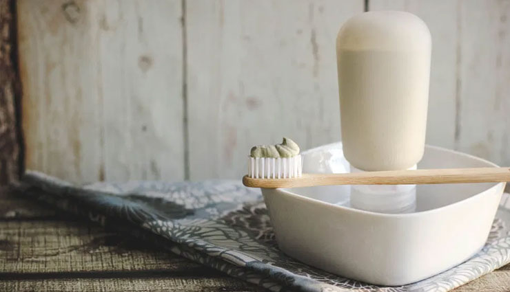 diy toothpaste,homemade toothpaste,homemade toothpaste for strong teeth,teeth care tips,beauty tips,skin care tips