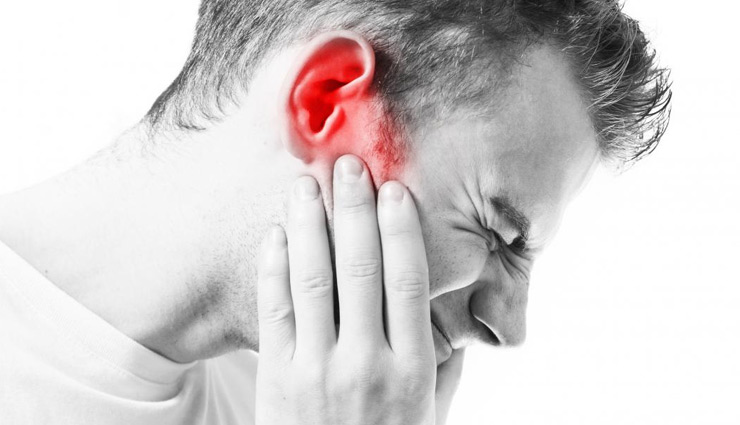 कान के दर्द की समस्या खड़ी करती है बड़ी परेशानी, जल्द निजात दिलाएँगे ये आसान उपाय 