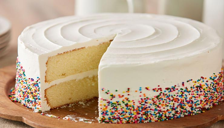 लॉकडाउन रेसिपी : घर पर ही बनाए मदर्स डे स्पेशल केक