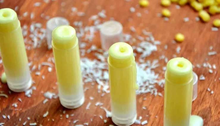 homemade coconut oil lip balm,homemade lip balm,coconut oil lip balm,skin care tips,lip care tips,beauty tips