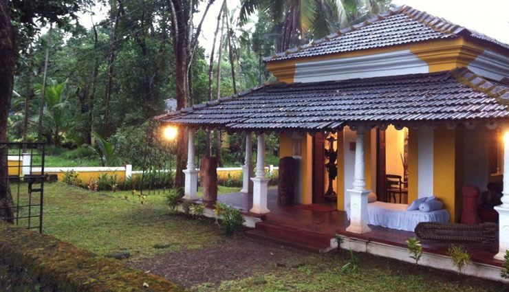 reasons to choose homestays,benefits of homestays,homestays travel tips,travel tips