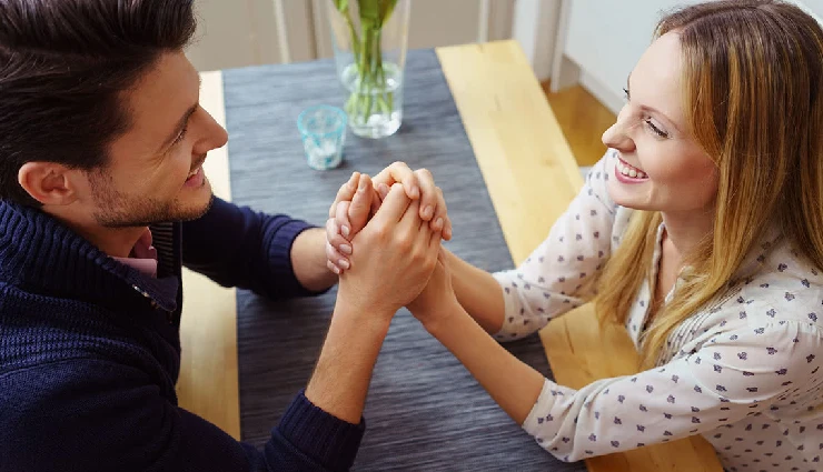 what men find attractive in a woman,personality vs looks,attractive female traits,qualities guys love,how to attract a man,emotional connection,female charm,things men notice in women,what guys look for in a girlfriend,beyond physical appearance