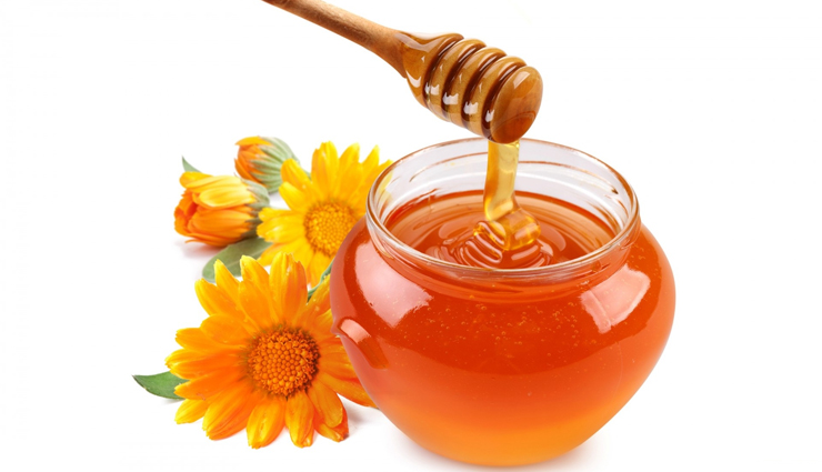 honey as a natural remedy,uses of honey,Health tips,healthy living,honey heals wounds,honey soothes minor burns,honey treats sore throats and coughs,honey cures psoriasis,honey  improves memory