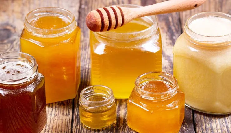 cinnamon for skin,acne treatment,natural skincare,reduce blemishes,anti-inflammatory spice,antioxidant benefits,youthful skin,improve blood circulation,diy skincare remedies,clear skin,radiant skin