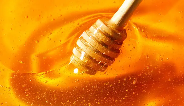 6 DIY Ways To Use Honey for Skin
