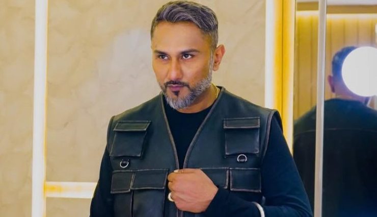 2 News : हनी ने साधा बादशाह-रफ्तार पर निशाना, वीडियो वायरल, ब्रेकअप होने पर रोईं अर्चना को फराह ने दी सलाह