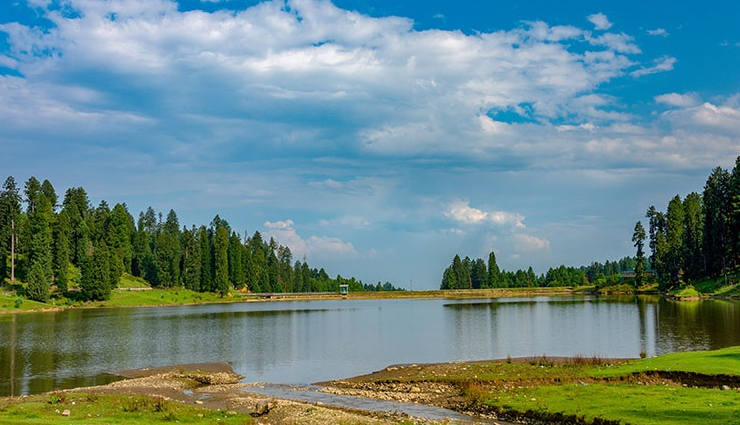 honeymoon destinations in jammu and kashmir,jammu and kashmir,places to visit in jammu and kashmir,akhnoor,yousmarg,ladakh,sonamarg,lamayuru,nubra valley