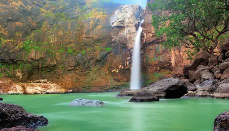 honeymoon destinations in india,honeymoon destinations,horsley hills,chakrata,uttarakhand,yumthang valley,tarkarli,jawhar,pangong,mcleodganj,dharamsala