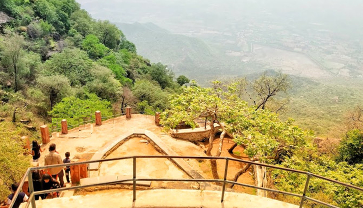 अरावली पहाडिय़ों में स्थित राजस्थान का एक मात्र पर्यटन स्थल माउंट आबू, घूमने की 8 बेस्ट जगह best tourist places in mount abu rajasthan,places to visit in mount abu for tourists,must-visit attractions in mount abu,popular tourist spots in mount abu,things to do in mount abu for tourists,mount abu sightseeing guide,tourist destinations in mount abu,travel guide to mount abu rajasthan,top tourist places in mount abu,mount abu travel tips for tourists