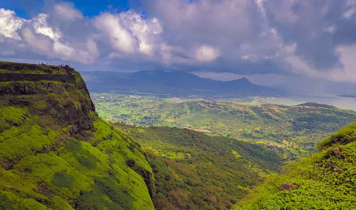 these 8 places become the favorite places of couples in maharashtra perfect for honeymoon,holiday,travel,tourism